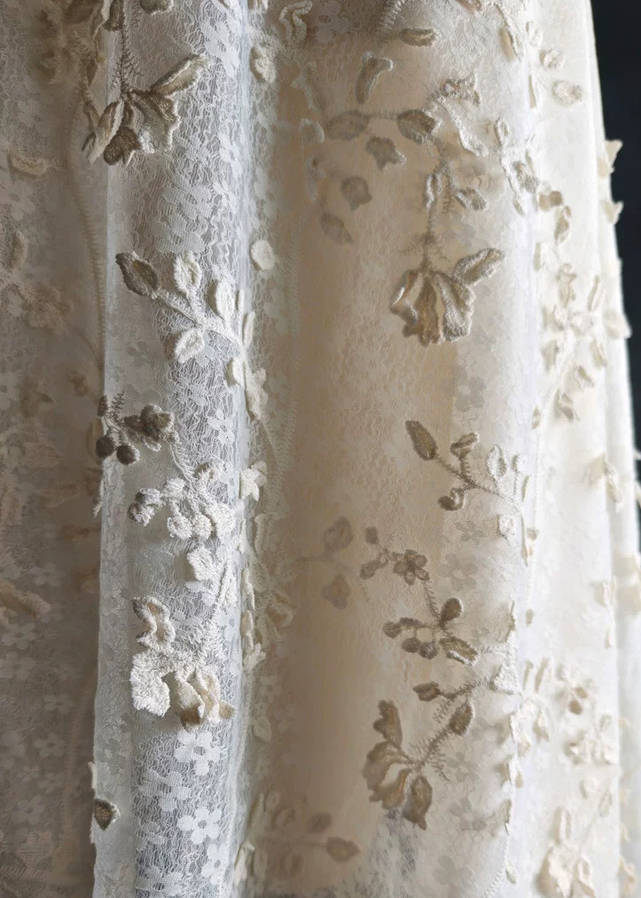 1yard 3D embroidery texture la - đánh giá và giá Embroidery Net Dress