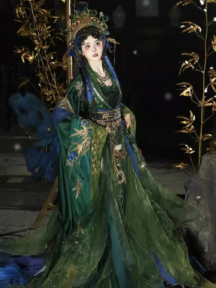 Chinese Ancient Style Green Ha - đánh giá và giá Embroidery Outfit