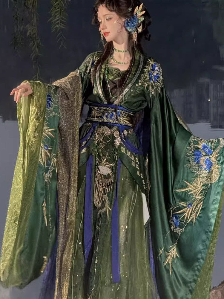 Chinese Ancient Style Green Ha - đánh giá và giá Embroidery Outfit