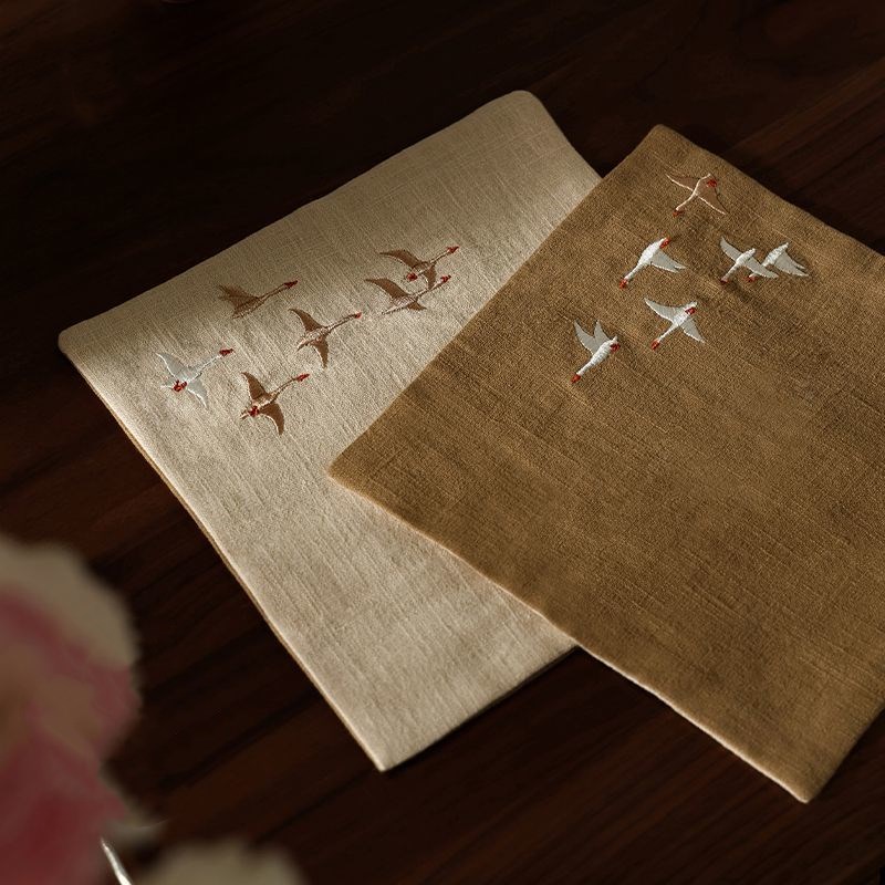 20x20cm Embroidered flying bir - đánh giá và giá Embroidery Towel